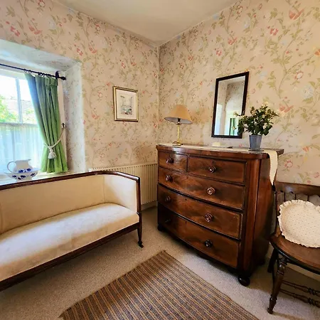 3 Bed In Village Llh34 Holiday home Hawkshead