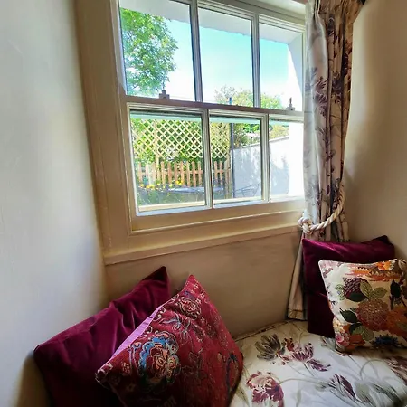 3 Bed In Village Llh34 Holiday home *