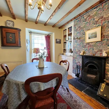 3 Bed In Village Llh34 Hawkshead